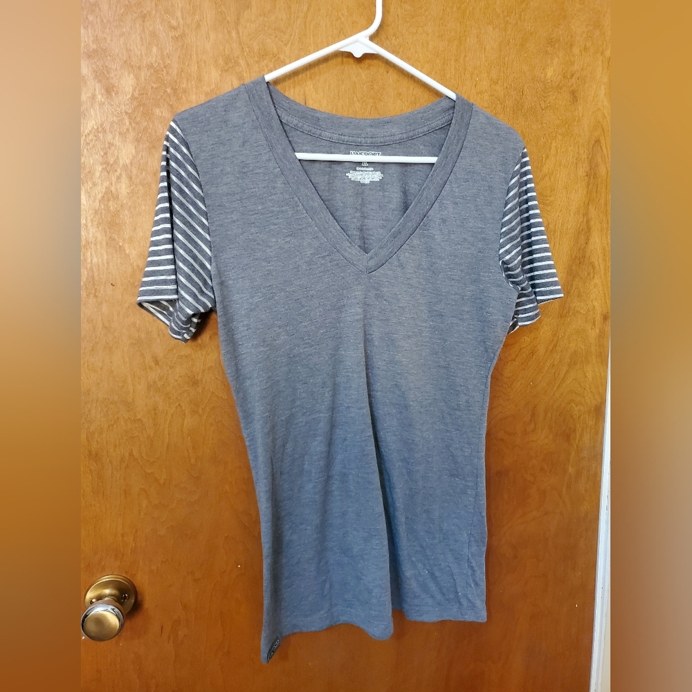 Jansport Gray Striped Sleeve Women's Top